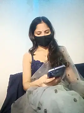 TheSassyGirl7 online show from November 1, 2025, 6:32 pm