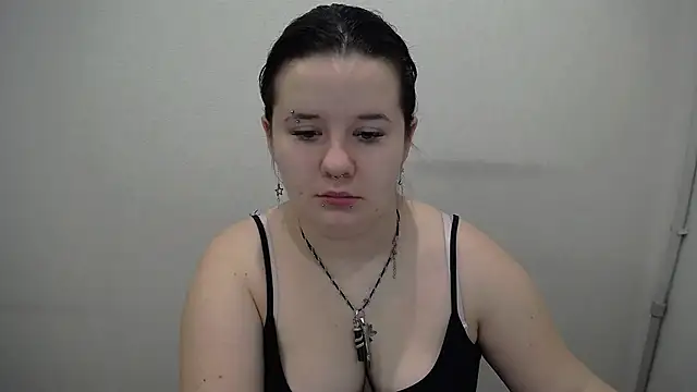 Snapshot of Mina_sky_ chatting on October 28, 2025, 8:07 am Mina sky  online show from October 28, 2025, 8:07 am