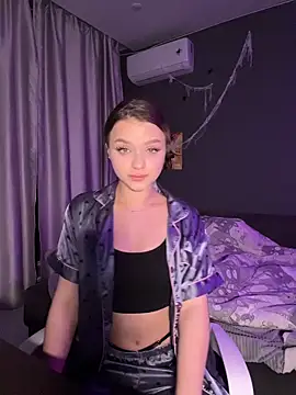 Snapshot of VelvetRush_ chatting on October 30, 2025, 4:30 pm VelvetRush online show from October 30, 2025, 4:30 pm