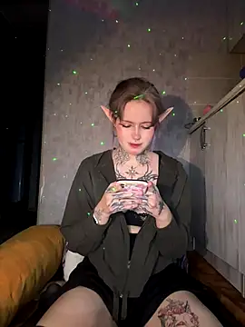 n1ghtcloud online show from October 2, 2025, 9:55 pm