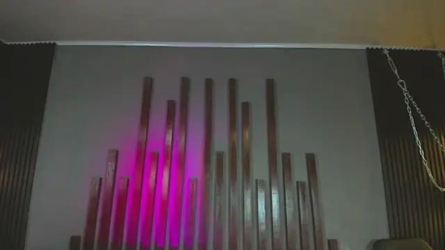 kloe bella online show from November 18, 2025, 2:54 pm