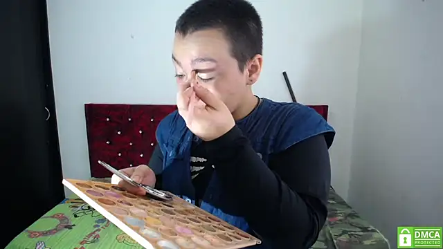 Cherry vald online show from November 30, 2025, 12:31 pm