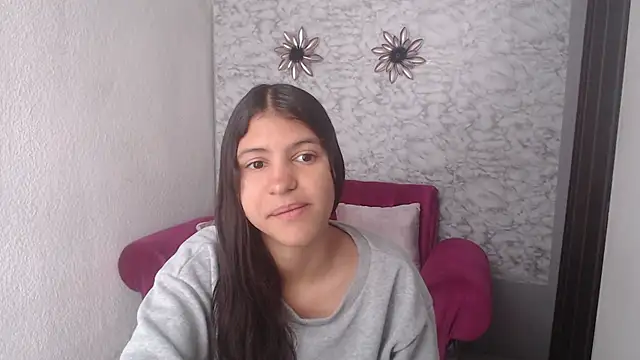 Evagirl69 online show from October 10, 2025, 12:15 pm