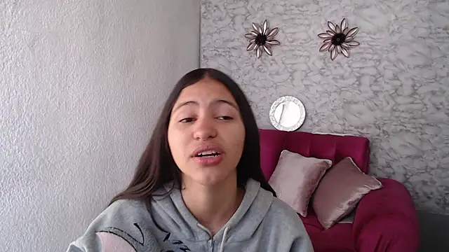 Evagirl69 online show from February 10, 2026, 12:20 pm