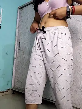 Nisha cam12 online show from October 5, 2025, 5:00 pm