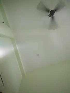 vardh033 online show from October 10, 2025, 4:44 am