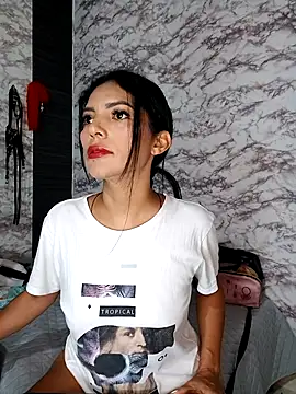 Snapshot of AlisSon__hot chatting on September 13, 2025, 10:37 am AlisSon  hot online show from September 13, 2025, 10:37 am