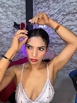 AlisSon  hot online show from December 21, 2025, 3:35 am