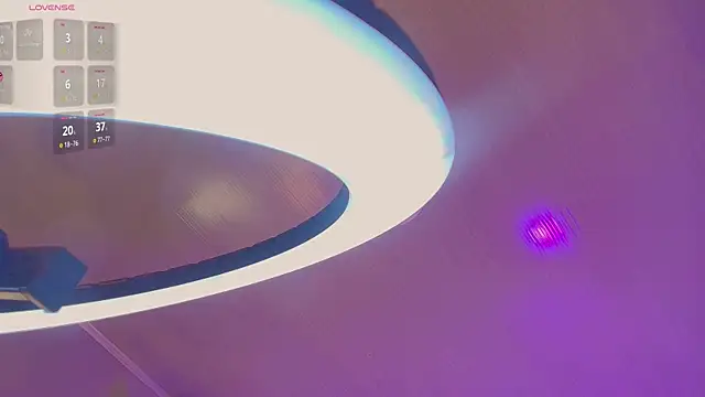 Melifluaa online show from April 14, 2026, 6:25 pm