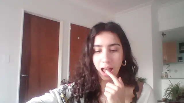 Souphicherry online show from October 12, 2025, 8:19 pm