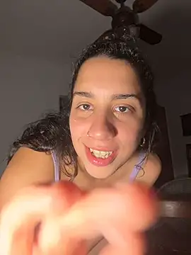 Snapshot of Souphicherry chatting on June 5, 2026, 6:52 am Souphicherry online show from June 5, 2026, 6:52 am