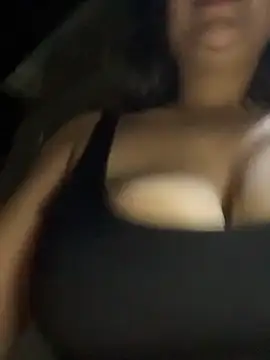 MiaCollinssx online show from January 15, 2026, 12:37 am