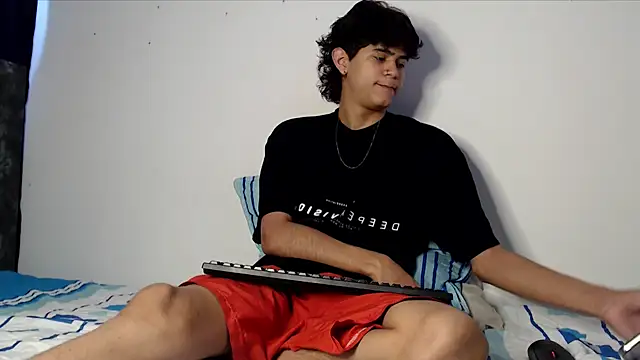 alexmark  online show from May 29, 2026, 3:10 pm