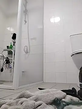 rivocumslut online show from October 19, 2025, 2:01 am