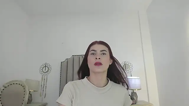 LanaFerrer online show from December 1, 2025, 7:52 pm