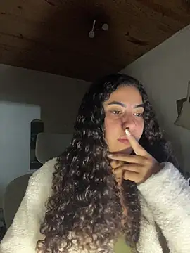 Snapshot of A_maddy chatting on May 4, 2026, 10:50 pm A maddy online show from May 4, 2026, 10:50 pm