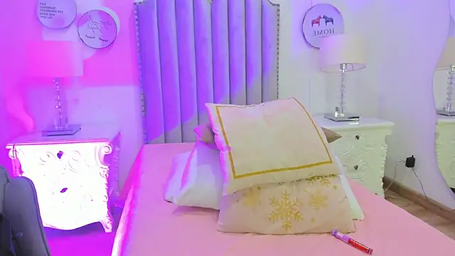 Alison Carde05 online show from February 11, 2026, 7:30 pm