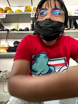 Kyra  Rose online show from January 13, 2026, 3:17 pm