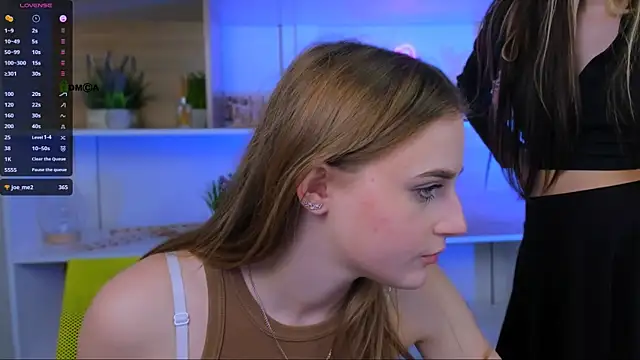 Snapshot of aria_moo chatting on September 13, 2025, 10:09 pm aria moo online show from September 13, 2025, 10:09 pm