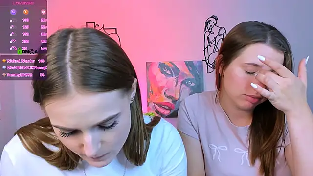 Snapshot of aria_moo chatting on October 3, 2025, 10:29 pm aria moo online show from October 3, 2025, 10:29 pm