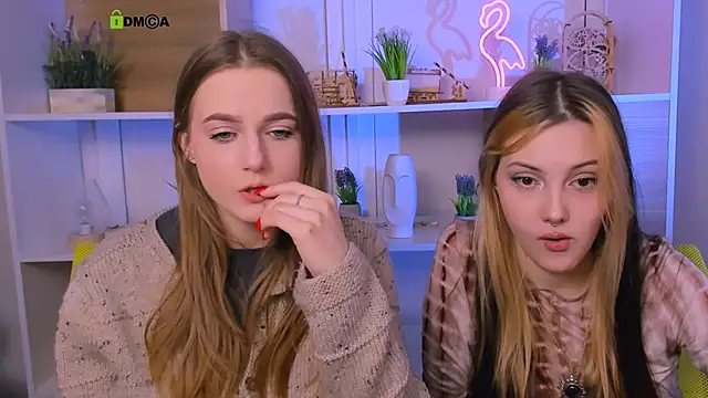 Snapshot of aria_moo chatting on October 6, 2025, 7:11 pm aria moo online show from October 6, 2025, 7:11 pm