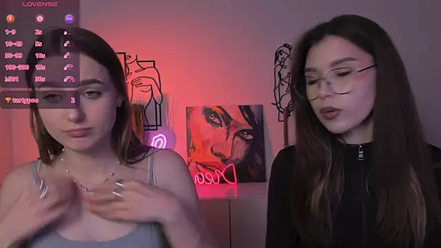 Snapshot of aria_moo chatting on October 20, 2025, 10:21 pm aria moo online show from October 20, 2025, 10:21 pm