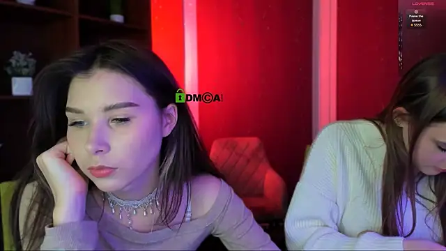 Snapshot of aria_moo chatting on November 22, 2025, 7:13 pm aria moo online show from November 22, 2025, 7:13 pm