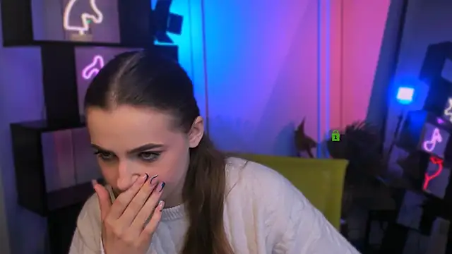 Snapshot of aria_moo chatting on December 3, 2025, 5:59 am aria moo online show from December 3, 2025, 5:59 am