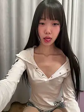 Snapshot of xinyu789 chatting on January 17, 2026, 12:32 pm xinyu789 online show from January 17, 2026, 12:32 pm