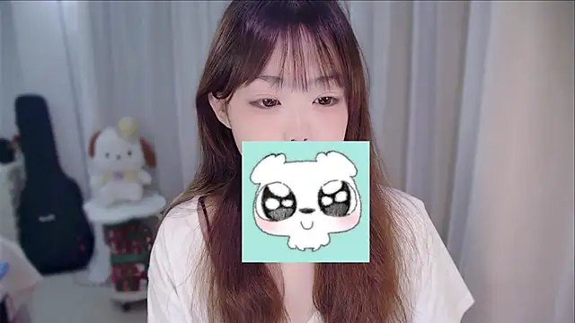 YUANYUAN-A online show from April 12, 2026, 1:05 pm