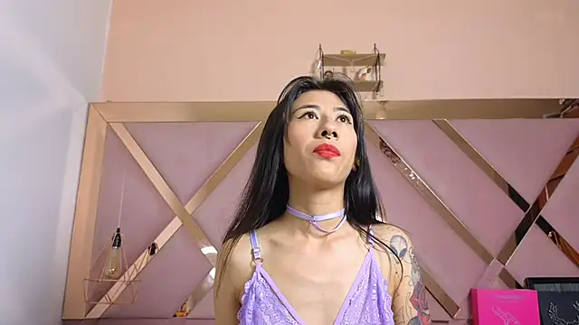 Sophia moo  online show from February 19, 2026, 5:58 am