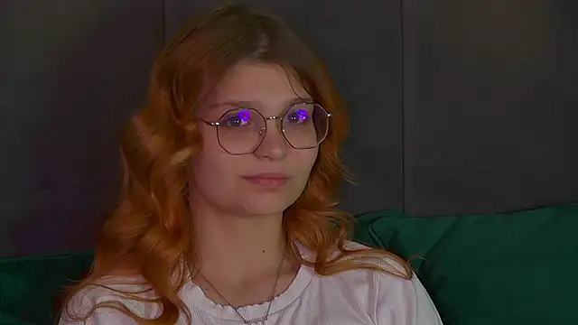 BellaMarebelle online show from October 5, 2025, 4:22 am