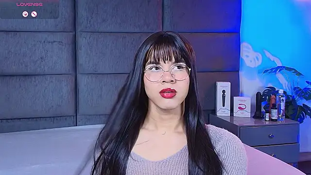 Slenna Moon online show from February 17, 2026, 1:02 am