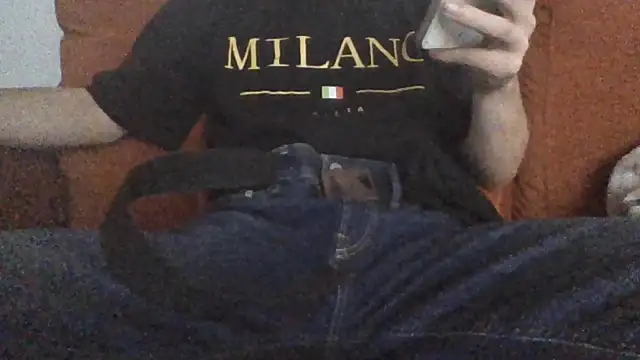 Snapshot of elchavalin chatting on December 18, 2025, 3:51 pm elchavalin online show from December 18, 2025, 3:51 pm