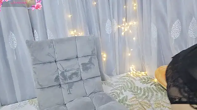 Jade-0906 online show from September 26, 2025, 3:10 am