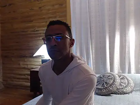 Asher Bram1 online show from March 11, 2026, 1:33 am