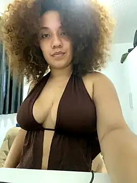 MorganaBelc online show from November 3, 2025, 4:52 pm