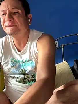 stevo170t online show from November 11, 2025, 5:35 pm