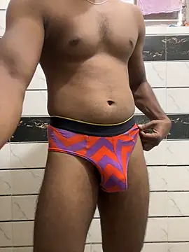 x7bong online show from October 3, 2025, 1:46 am