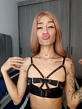 Snapshot of SunshineLizzy chatting on March 21, 2026, 5:56 am SunshineLizzy online show from March 21, 2026, 5:56 am