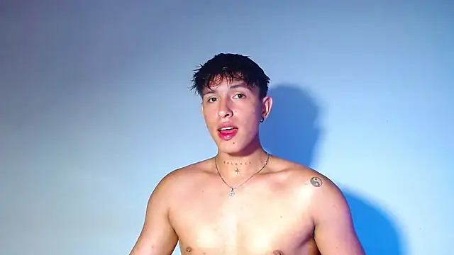 rowanbigboy23 online show from March 22, 2026, 12:47 am