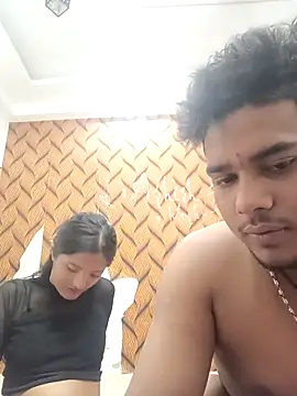 romantic couple1 online show from March 8, 2026, 12:52 am