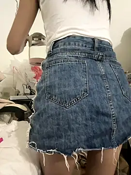 tran my online show from November 7, 2025, 5:40 am