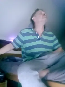 Kuba Gd online show from April 21, 2026, 1:53 am