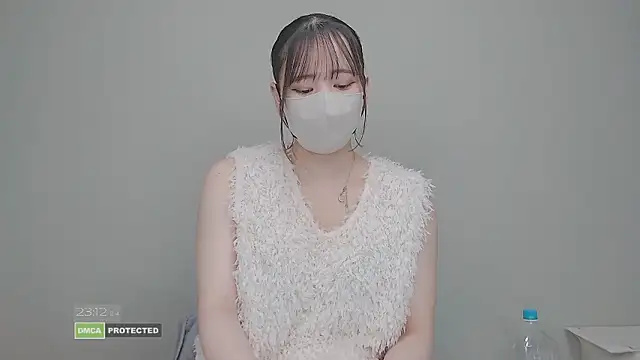 Snapshot of CocoaMilk18 chatting on February 16, 2026, 2:13 pm CocoaMilk18 online show from February 16, 2026, 2:13 pm