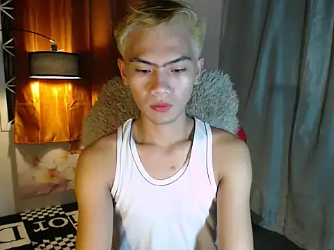 alex cummer online show from April 11, 2026, 10:08 am