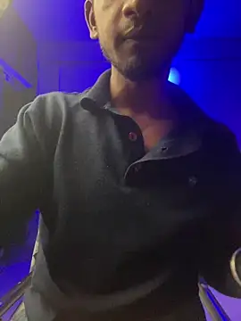 Snapshot of 0mniscient chatting on September 8, 2025, 7:35 pm 0mniscient online show from September 8, 2025, 7:35 pm