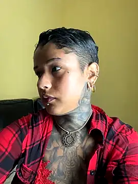 Snapshot of xbigpeach chatting on September 11, 2025, 10:32 pm xbigpeach online show from September 11, 2025, 10:32 pm