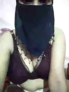 Snapshot of hezabi_queen07 chatting on October 4, 2025, 5:11 pm hezabi queen07 online show from October 4, 2025, 5:11 pm