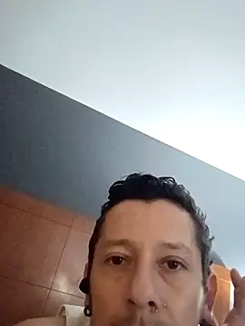 tonder69 online show from February 7, 2026, 5:05 pm